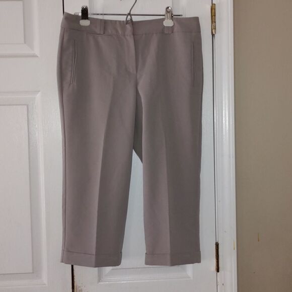 Larry Levine khaki dress capris Sz 10P - Picture 1 of 5